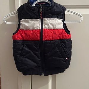 Size 2-3,( xxs) Tommy Hilfiger vest ! It’s reversible!!!